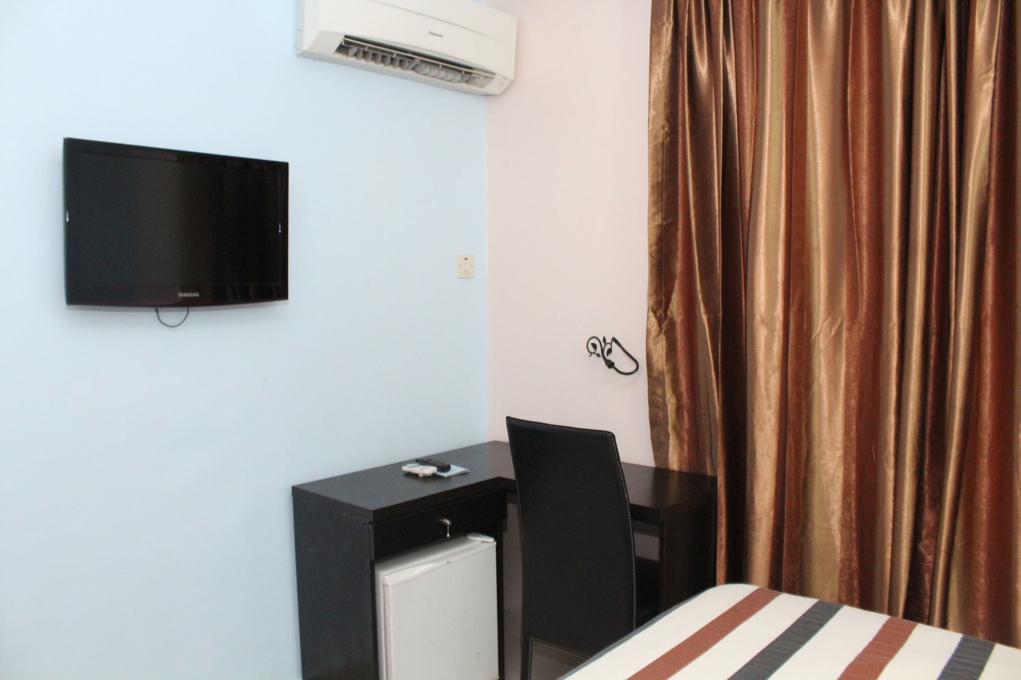 Bluespring Hotel Maryland Luaran gambar