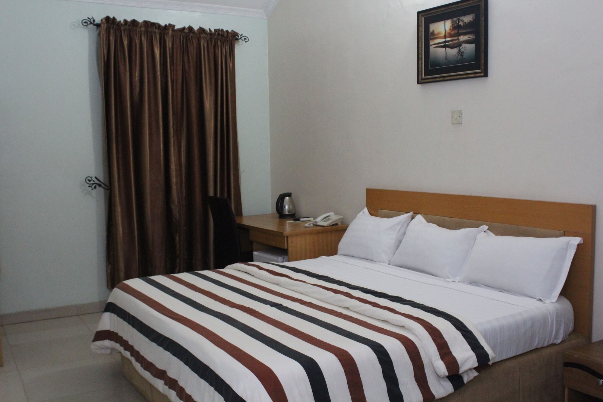Bluespring Hotel Maryland Luaran gambar